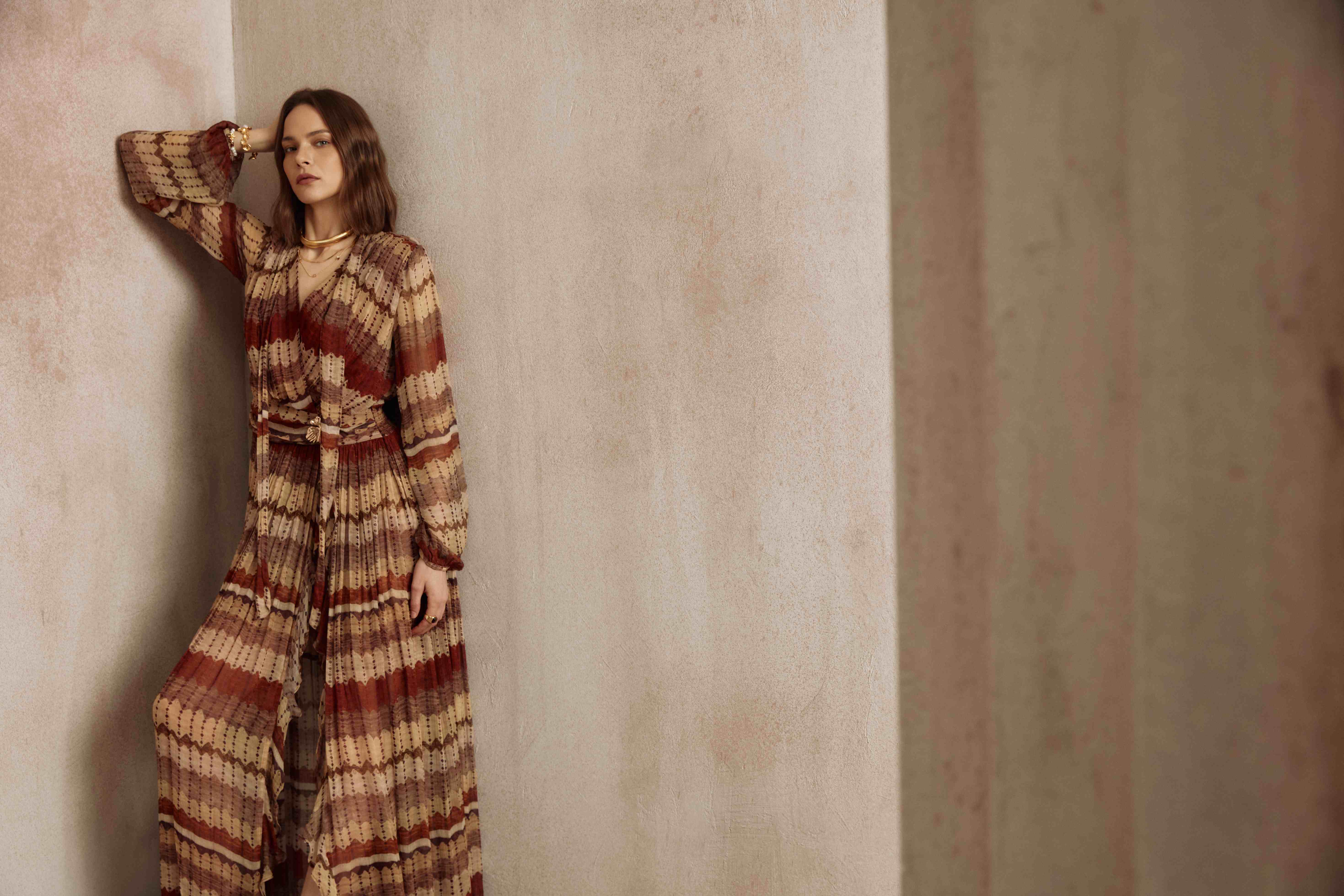 条纹印花连衣裙